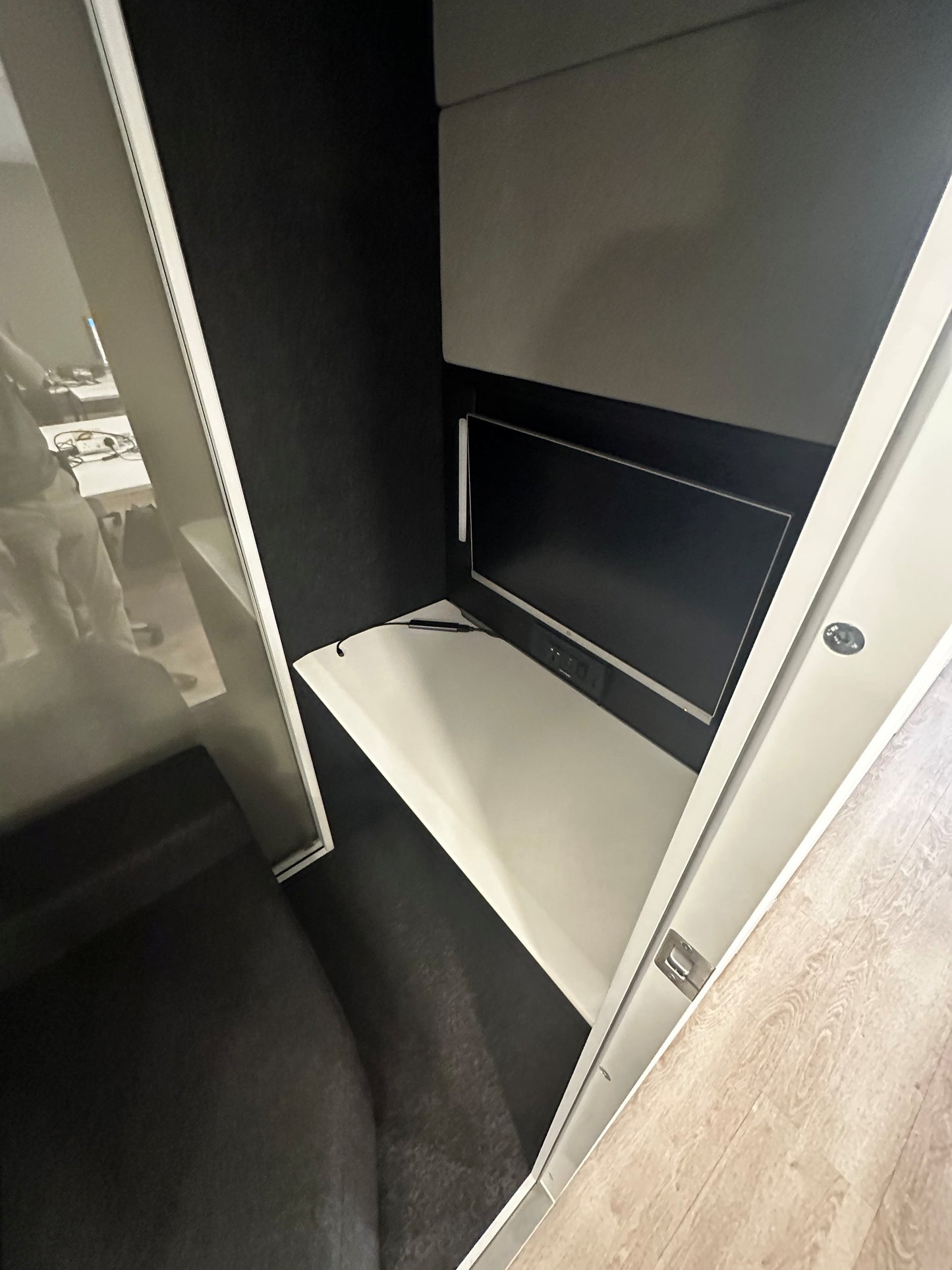 Max Calma Z Solo - Video Conferencing Pods