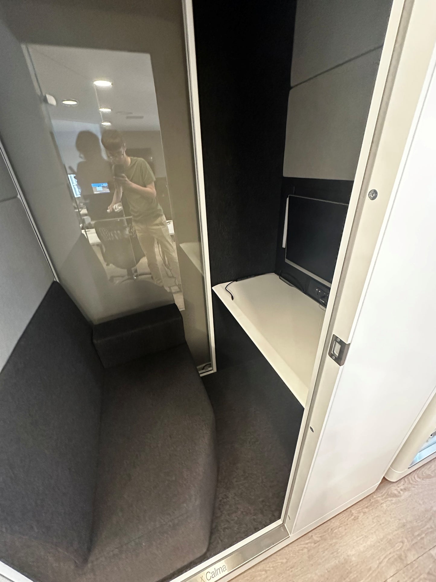 Max Calma Z Solo - Video Conferencing Pods