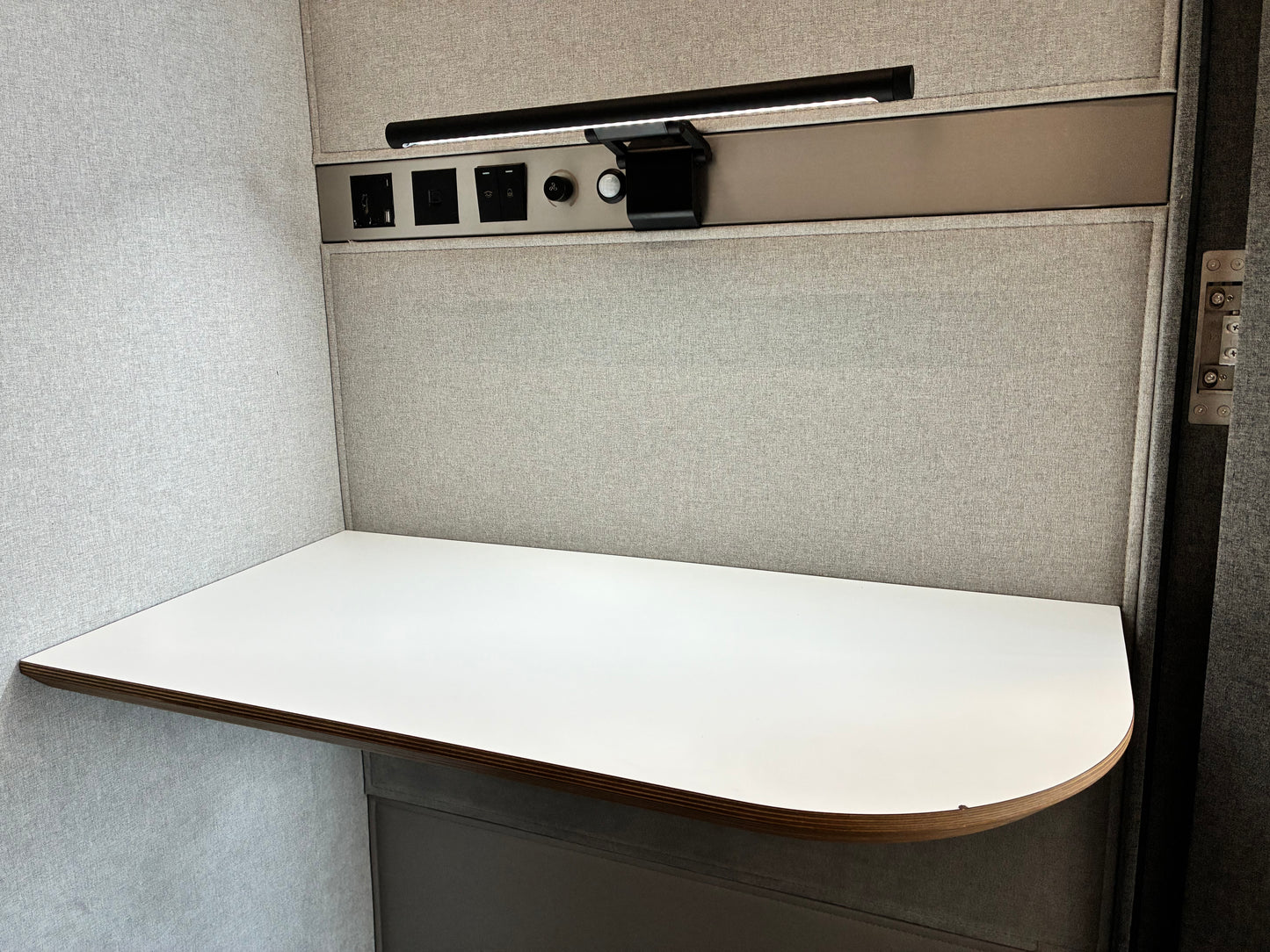 Soundbox Folio Workbooth