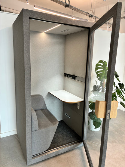 Soundbox Folio Workbooth