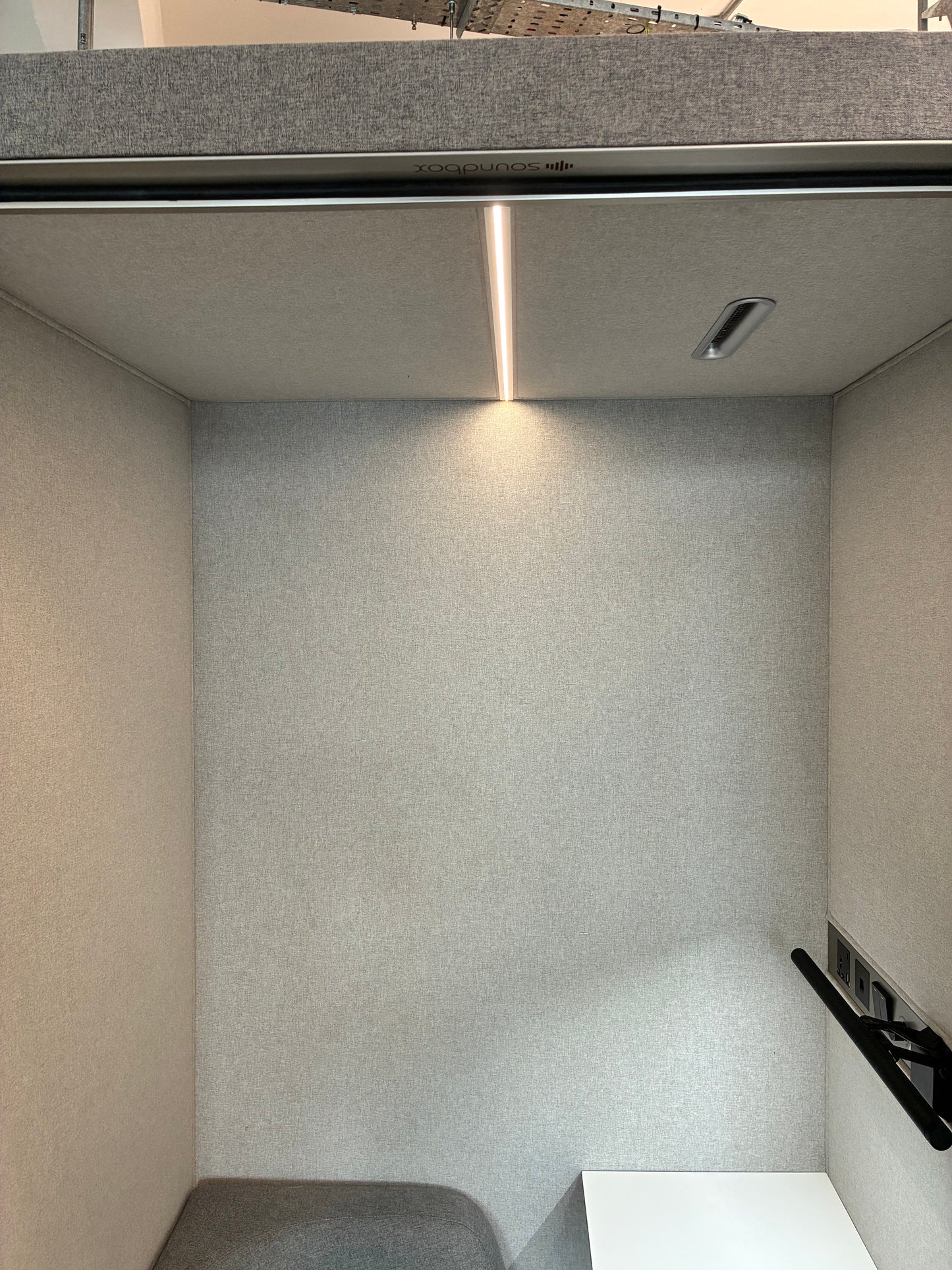 Soundbox Folio Workbooth