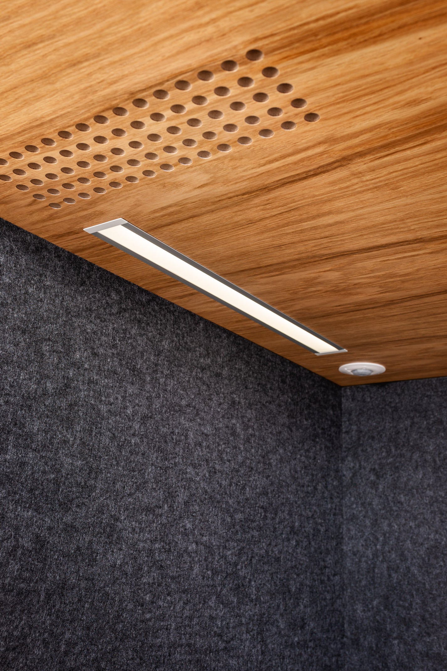 MEAVO Soho – Breeze Workspace
