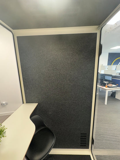 Soundbox Quell 2 Person Zoom Room
